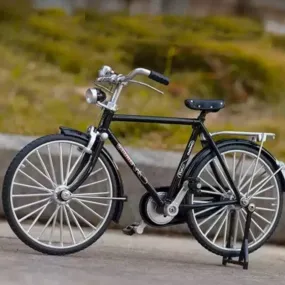 1:10 Scale Classic Metal Diecast Bicycle