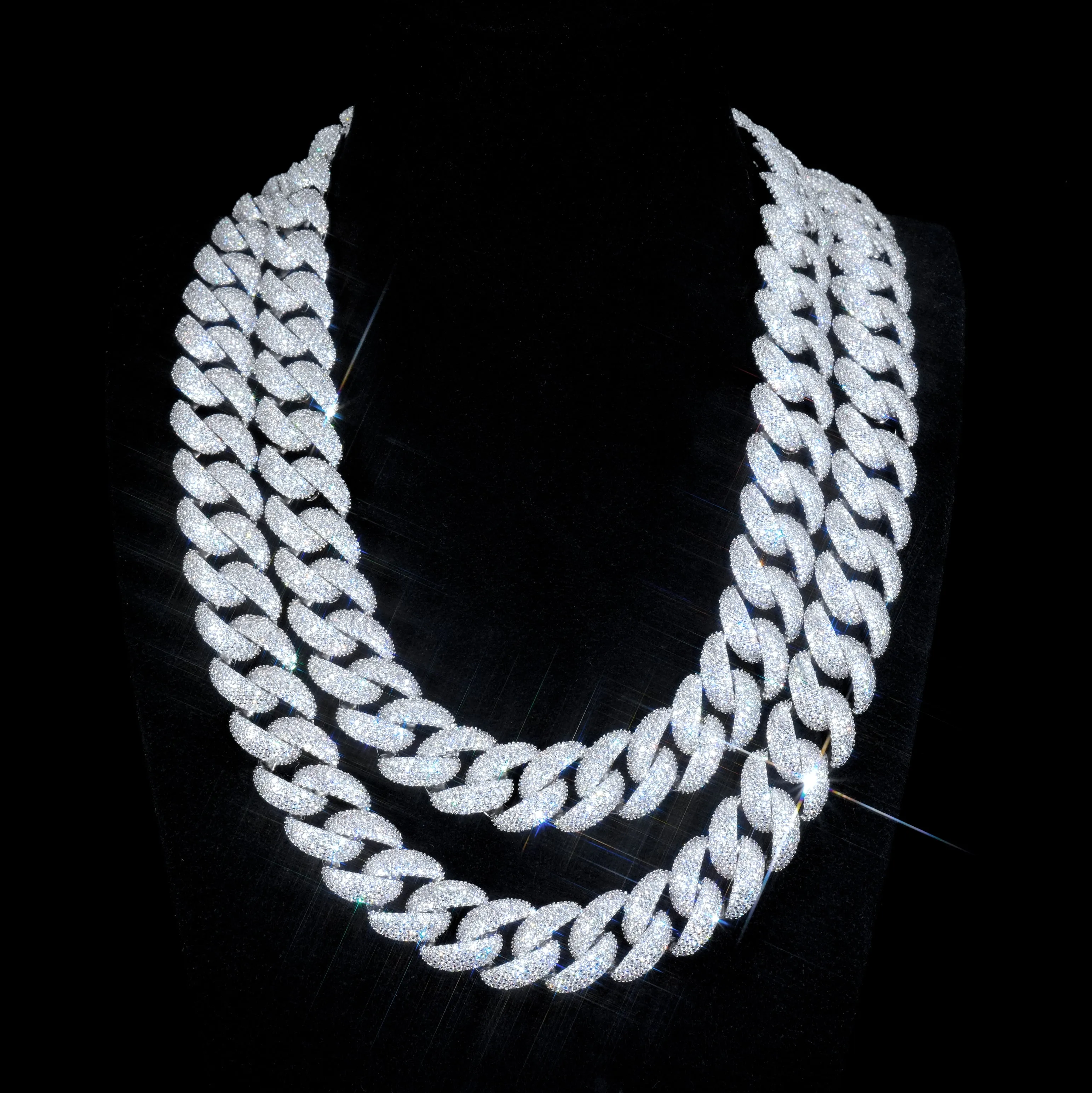 18mm Curved Clasp Bubble Cuban Link Chain