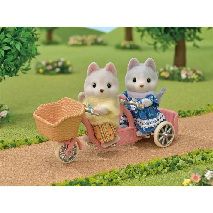 Calico Critters cycling set - husky sister & brother