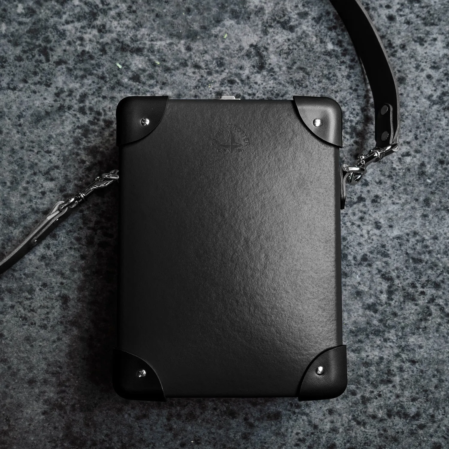 Centenary · Messenger Case | Black/Black