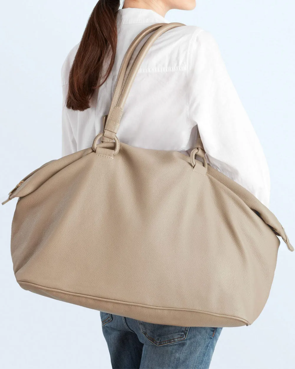 Clarita Large Duffle Bag in Clay