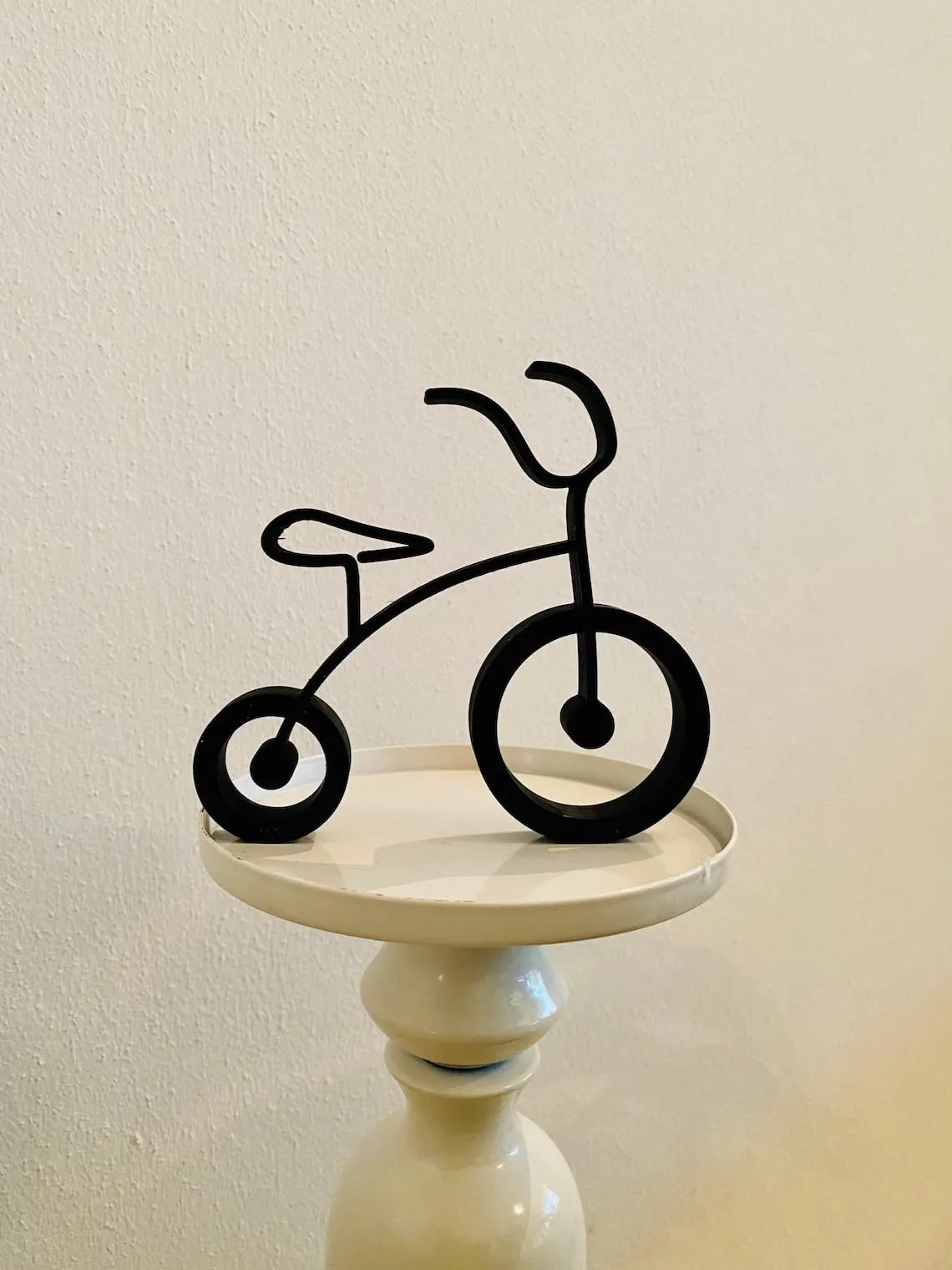 EROTNGO Minimalist Baby Bicycle Sculpture - Statue, Bike Gift, Ideal for Housewarming, Shelf Decor, Tabletop Accent, Sweet Home Decoration