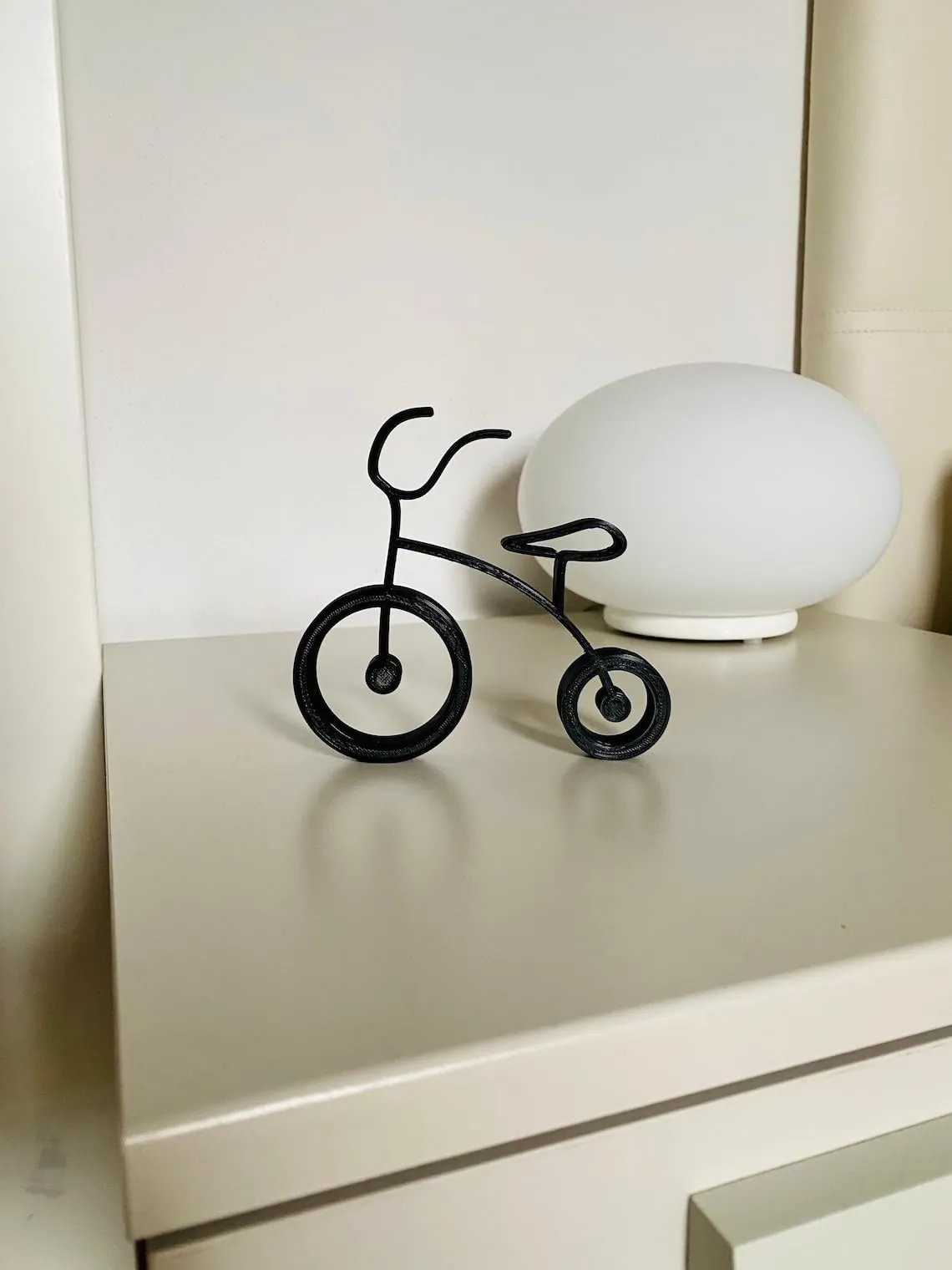 EROTNGO Minimalist Baby Bicycle Sculpture - Statue, Bike Gift, Ideal for Housewarming, Shelf Decor, Tabletop Accent, Sweet Home Decoration