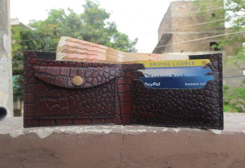 Husband Gift, Boyfriend gift, Father gift, Men's leather bifold wallet, thin leather wallet, Traditional Alligator Texture Oxblood Wallet