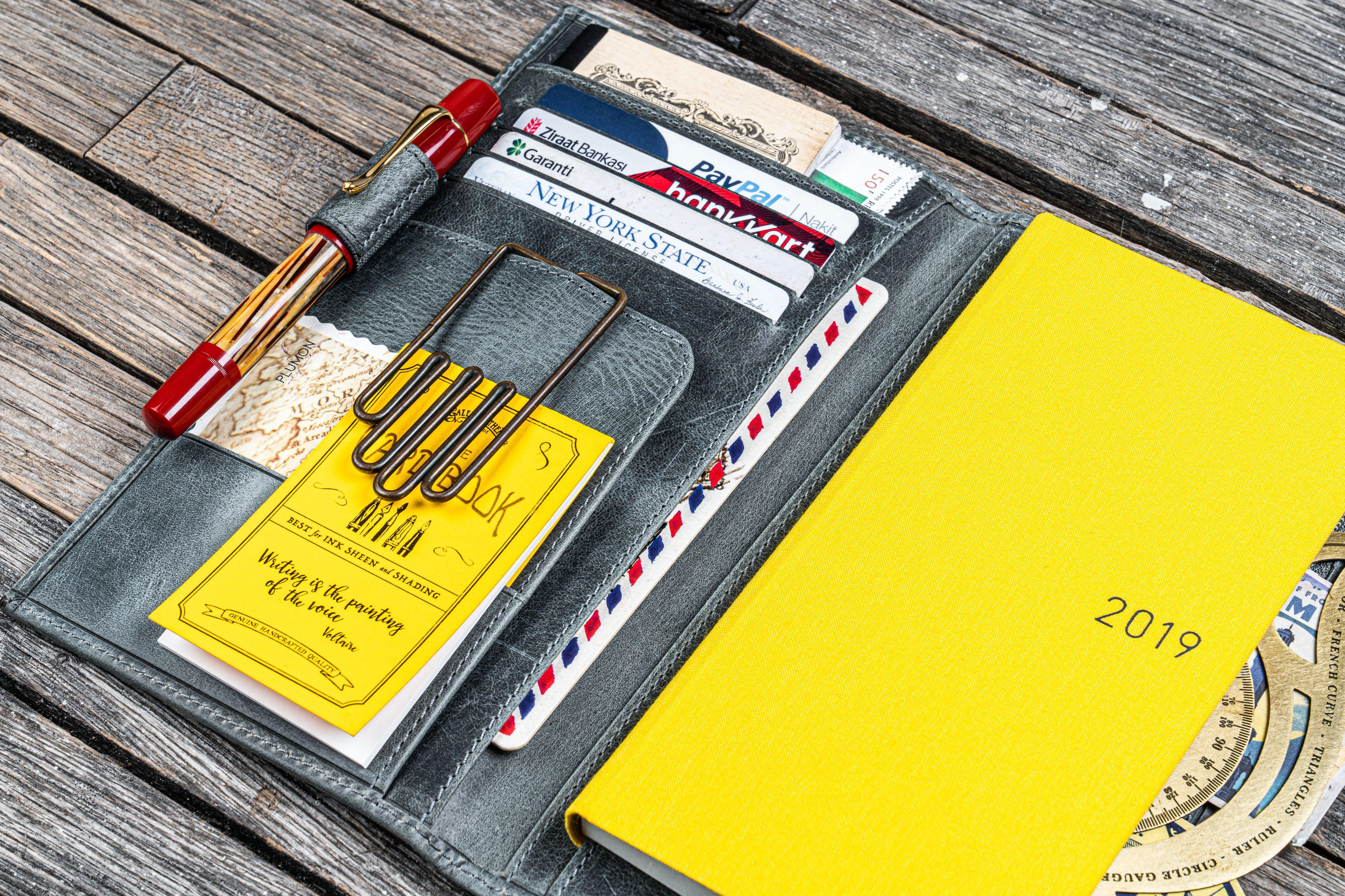 Leather Hobonichi Weeks Cover - Crazy Horse Smoky