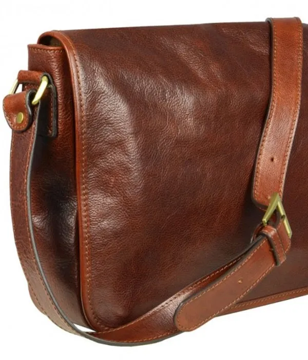 Leather Messenger Bag - Brown