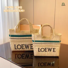 LWE024 Striped LOEWE Font Tote in raffia