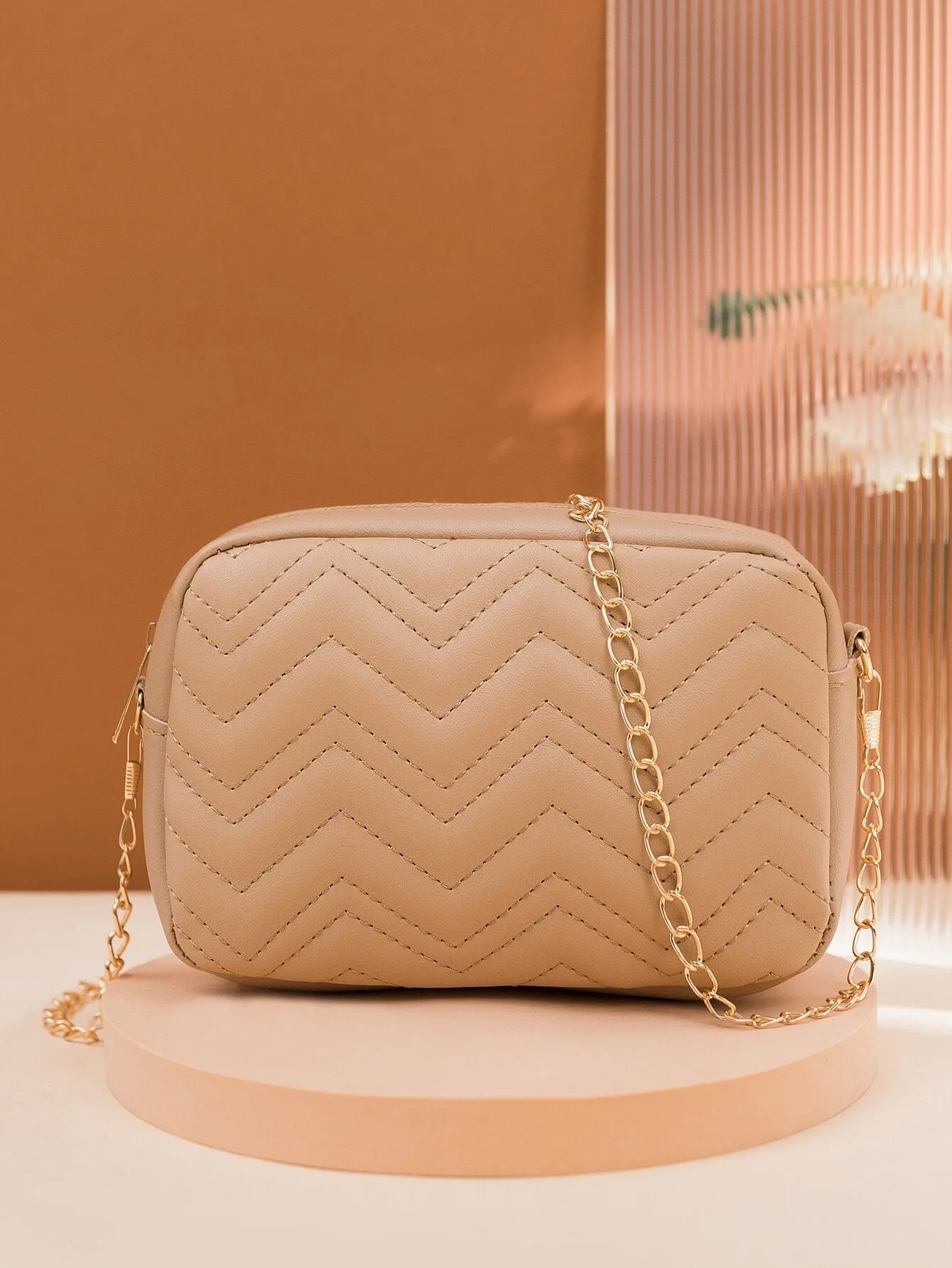 Mini Minimalist Quilted Chain Crossbody Bag