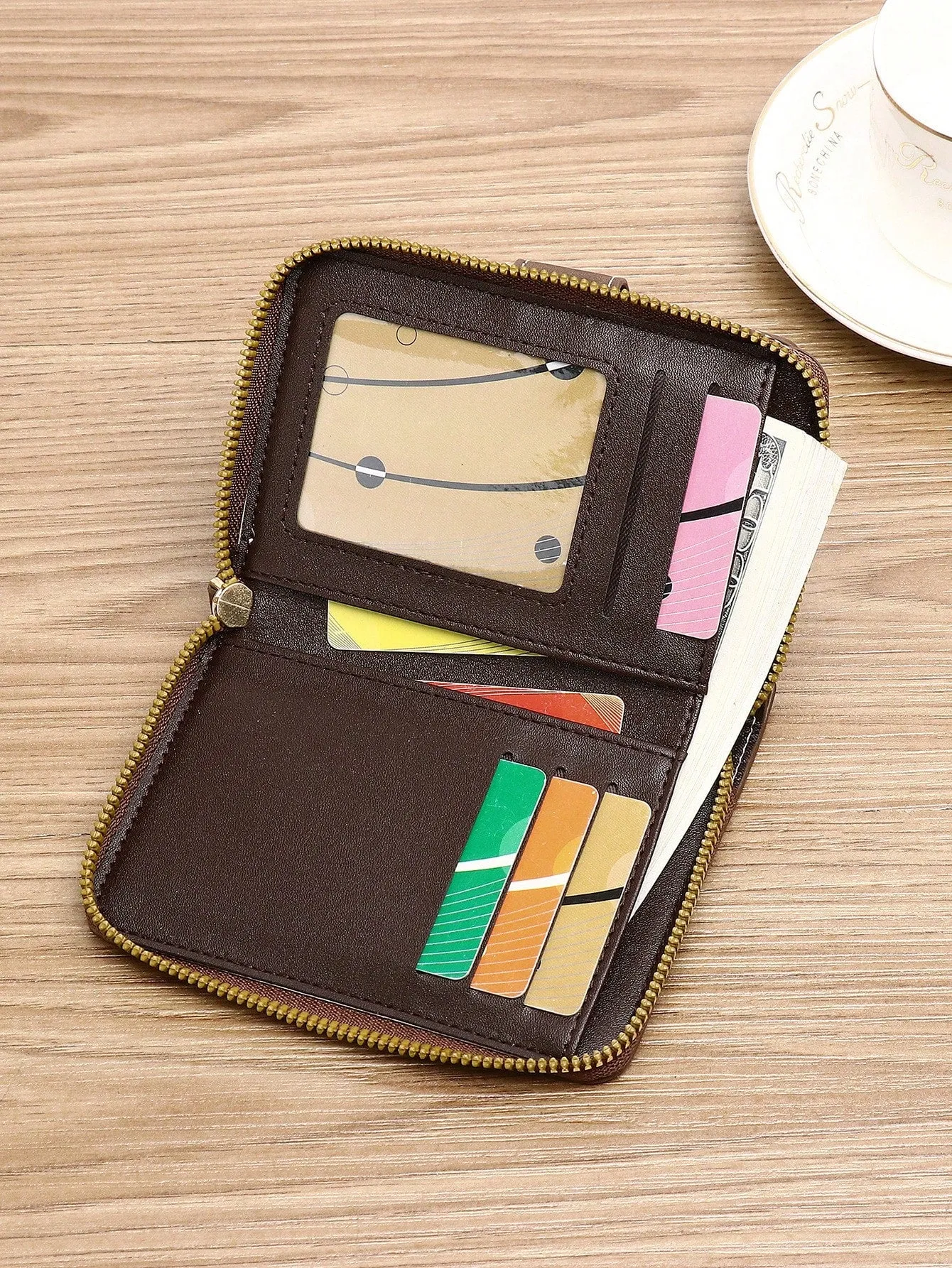 Minimalist Fashion Business Style PU Zipper Wallet