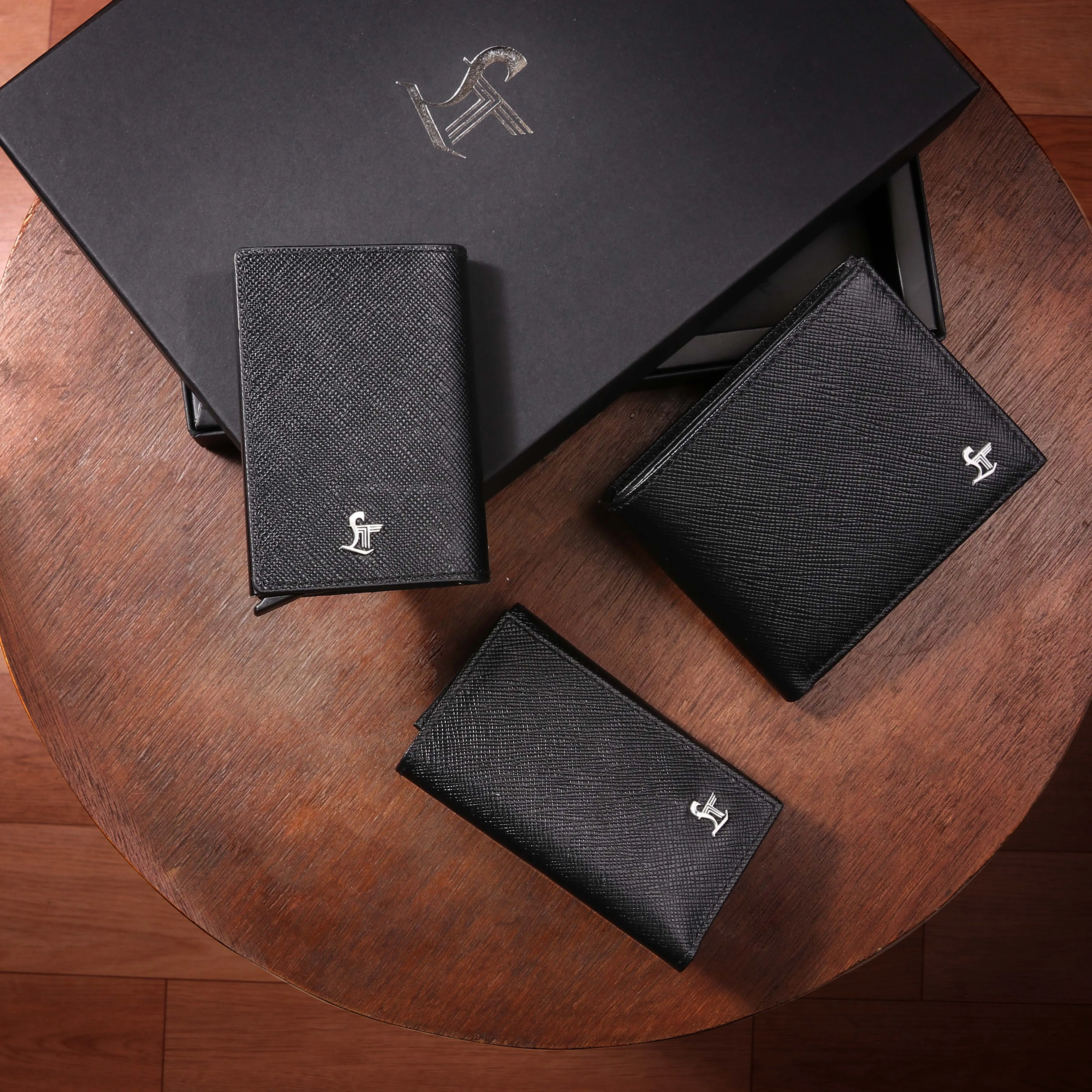 Ready to Ship Luxury Corporate Gift - Set of III Gift Set (Men's Wallet, Card Case, Key Pouch)