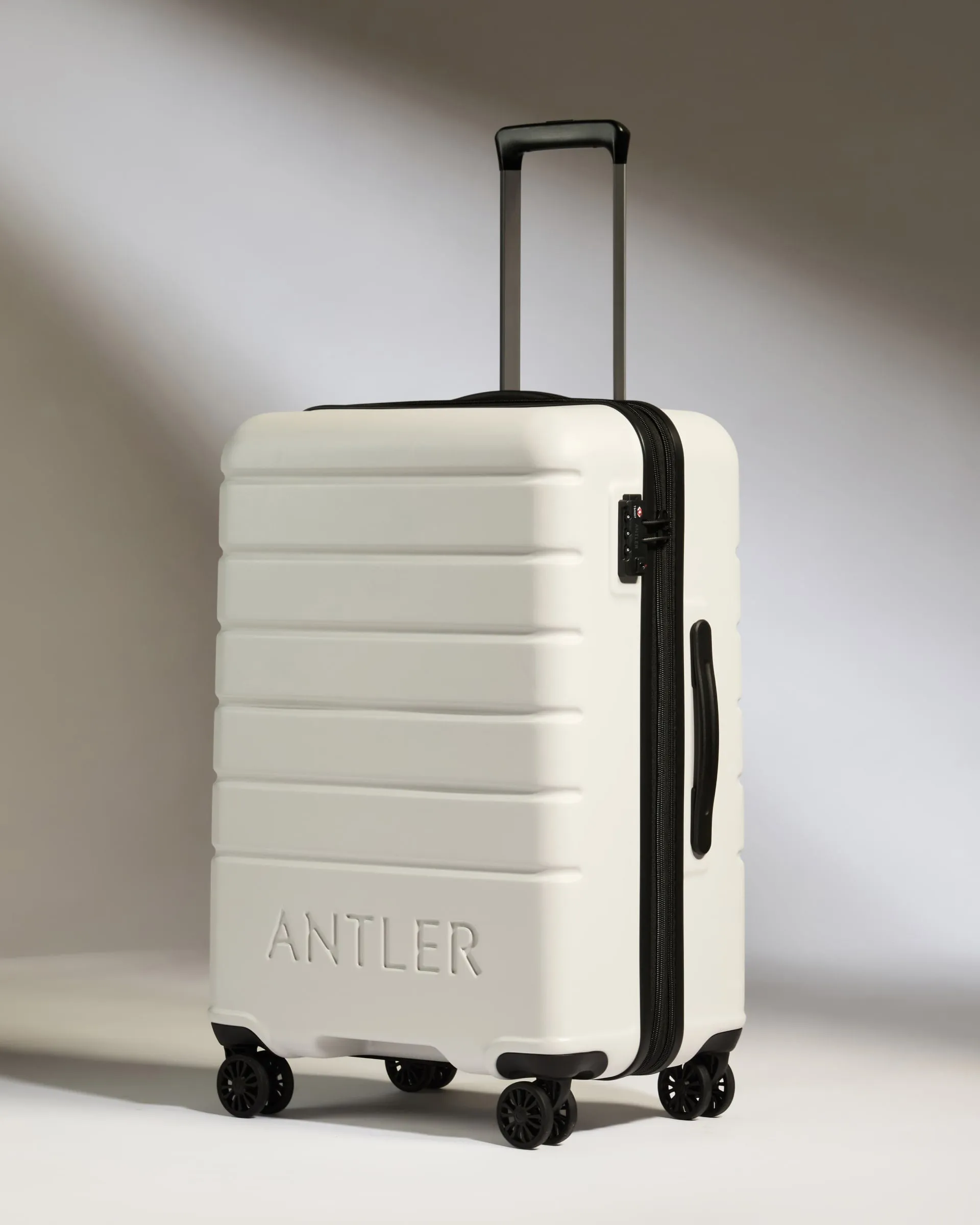 Suitcase Set in Arctic Grey - Logo