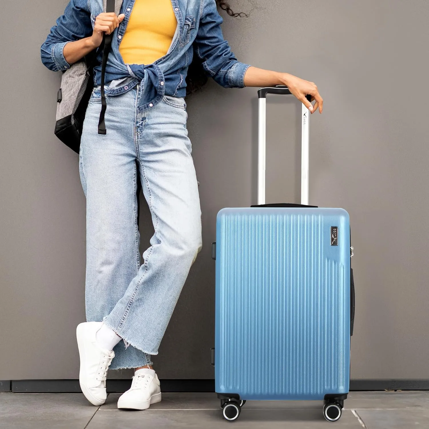 Vacay 3pc Suitcase Set in Sky Blue