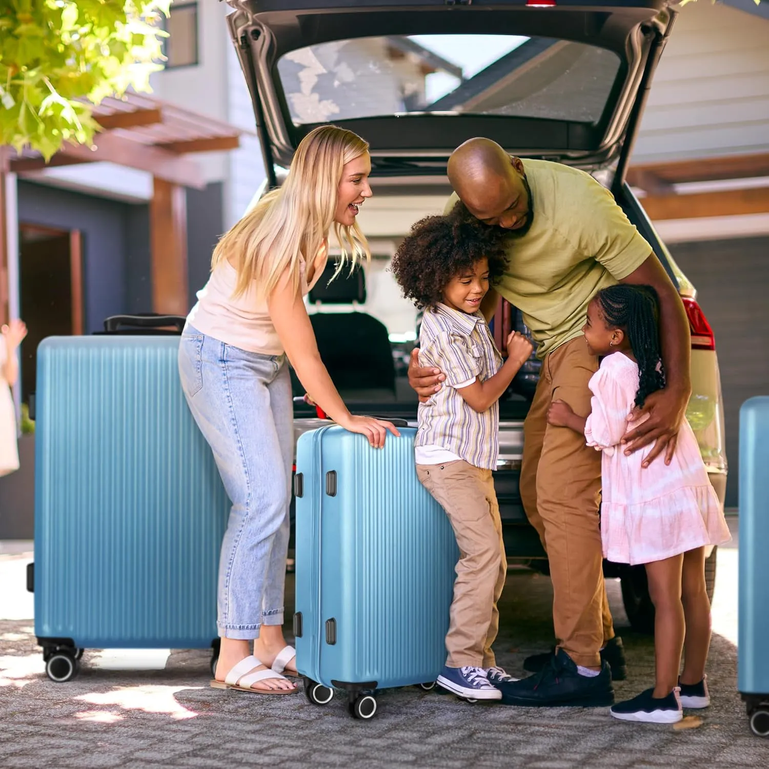 Vacay 3pc Suitcase Set in Sky Blue